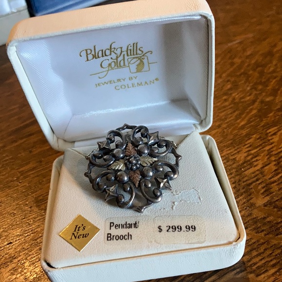 Ladies beautiful black hills gold pendant/brooch /pin, chain, necklace 299.99 - Picture 1 of 5